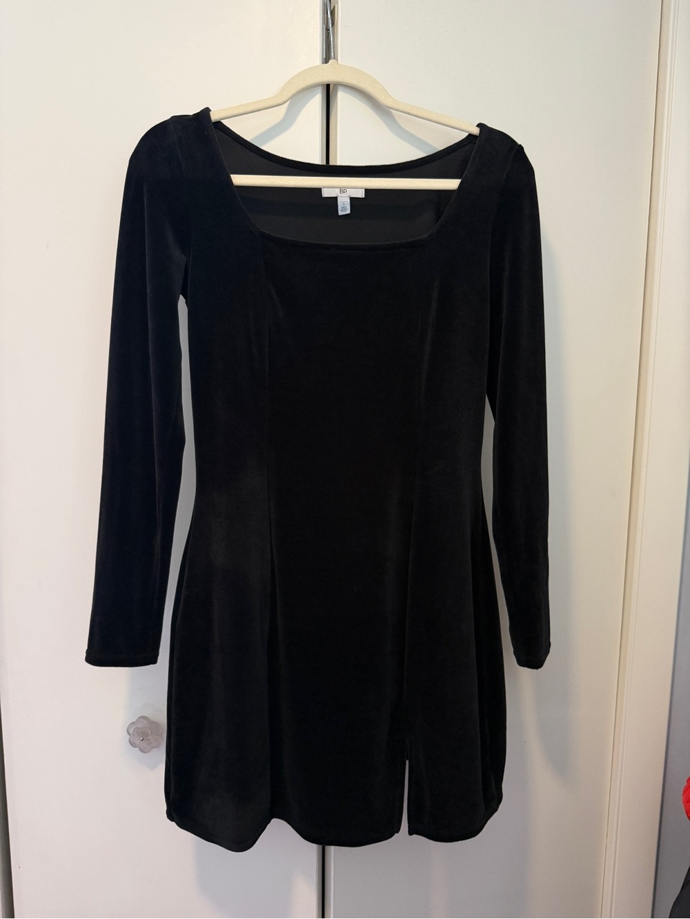 Nordstrom Black Velvet Long-Sleeve Square Neck Mini Dress